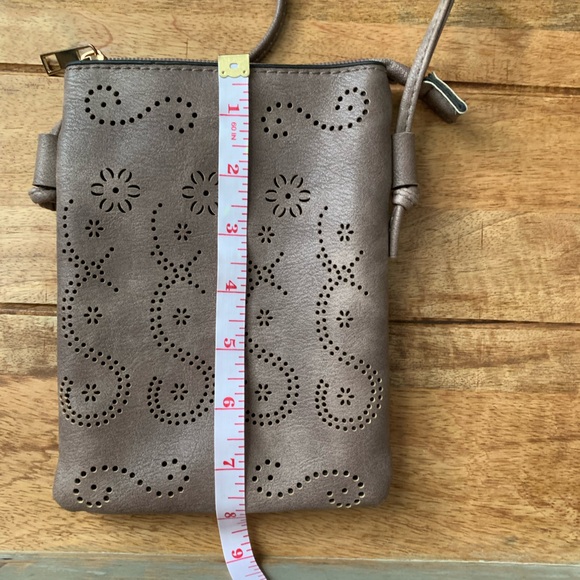 Small Crossbody Purse - New - Picture 4 of 5
